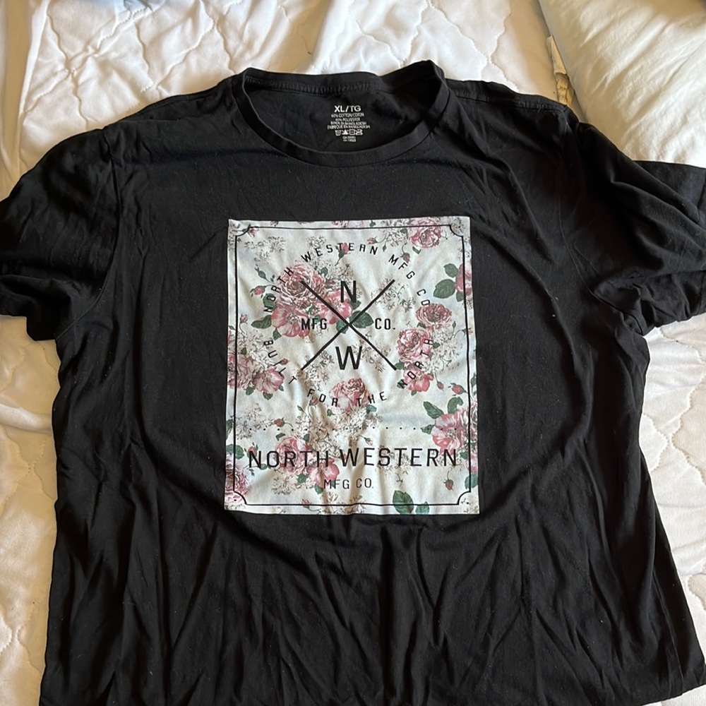 Designer tee